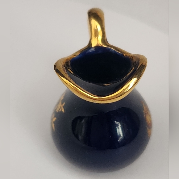 Limoges Cobalt Elegant and 14K Gold Floral Porcelain Pitcher & Bell - Picture 4 of 7